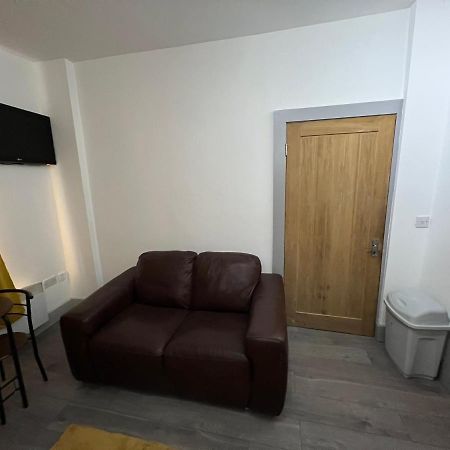 Ground Floor Two Bed Cairo Street Leilighet Warrington Eksteriør bilde