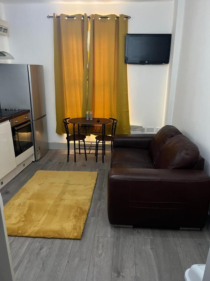 Ground Floor Two Bed Cairo Street Leilighet Warrington Eksteriør bilde